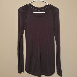 Lululemon 2015 sunshine coast be bold sweater/top, fatigue green